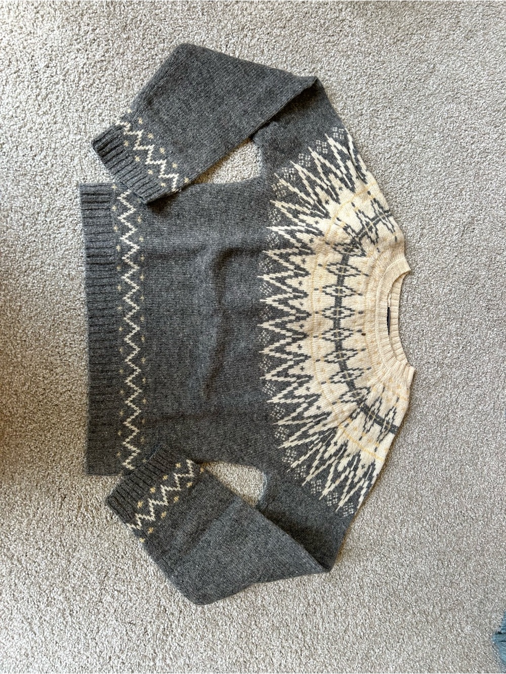 American Eagle Outfitters 100% Wool Fair Isle Nordic Sweater Gray Cream XL